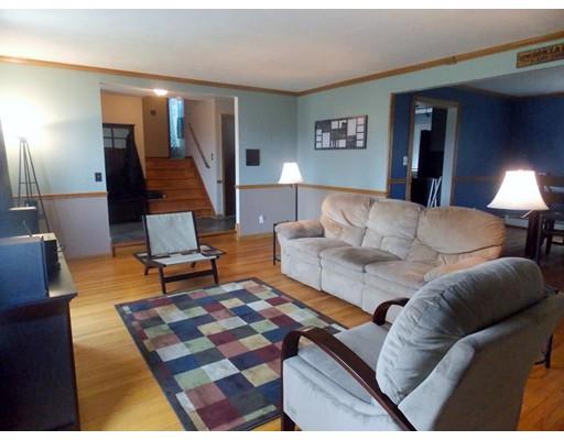 134 Gilbert Ave, Chicopee, MA 01013 photo 3