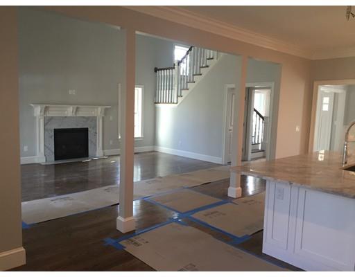 5 Blueberry Rd, Marblehead, MA 01945 photo 4
