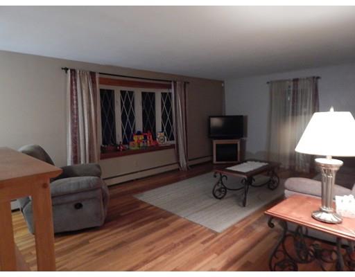 253 Ash St, Gardner, MA 01440 photo 3
