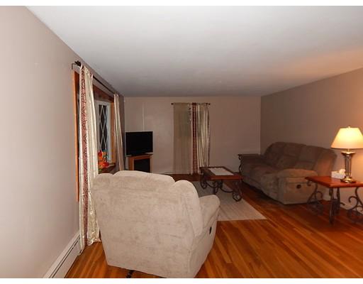 253 Ash St, Gardner, MA 01440 photo 2