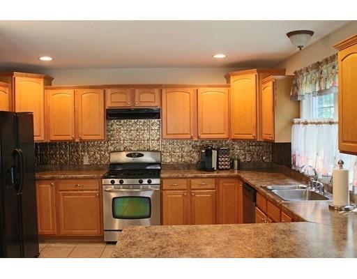 48 Derby Dingle, Springfield, MA 01107 photo 2