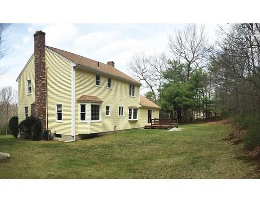 89 Brookside Dr, Uxbridge, MA 01569 photo 4