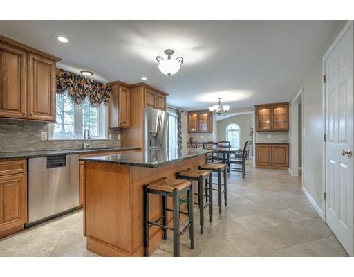 18 Loretta Ave, Pelham, NH 03076 photo 6