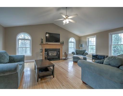 18 Loretta Ave, Pelham, NH 03076 photo 28