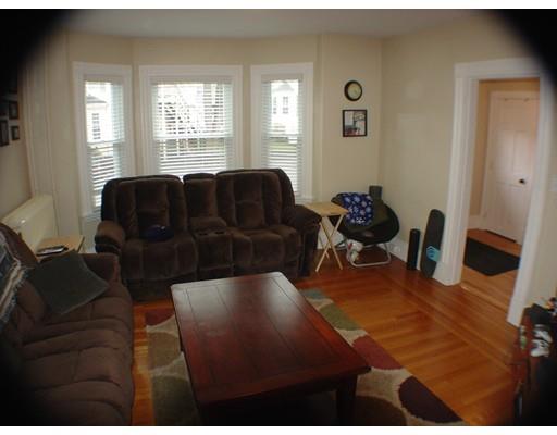 18 Lenox St, Beverly, MA 01915 photo 12