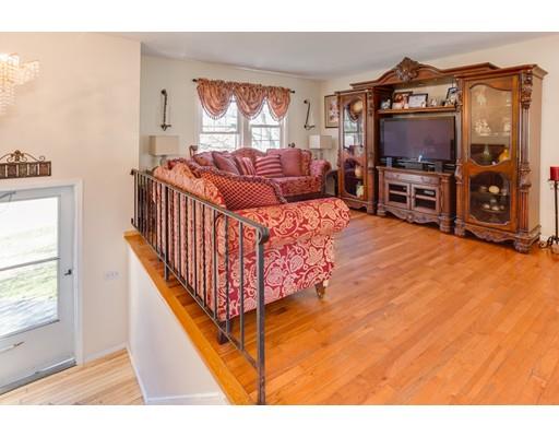 1 Nutmeg Dr, Worcester, MA 01603 photo 6