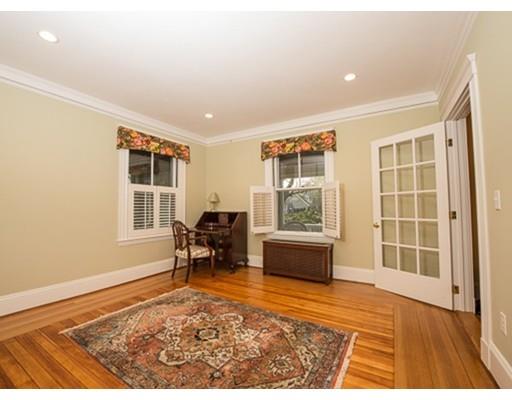 37 Pine St, Wellesley, MA 02481 photo 15
