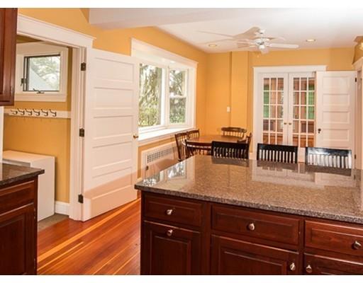 37 Pine St, Wellesley, MA 02481 photo 10