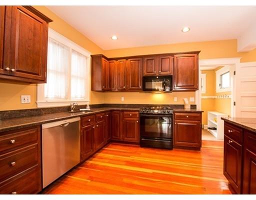 37 Pine St, Wellesley, MA 02481 photo 8