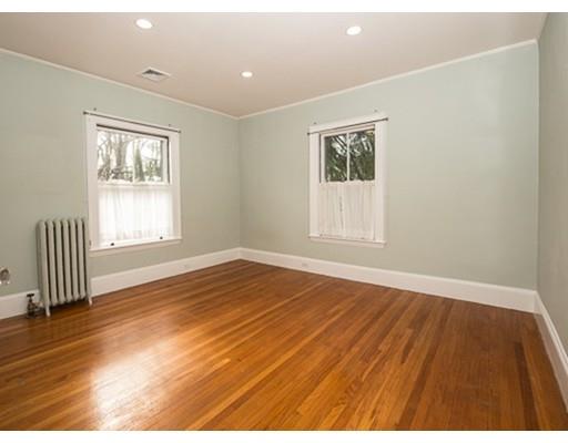 37 Pine St, Wellesley, MA 02481 photo 20