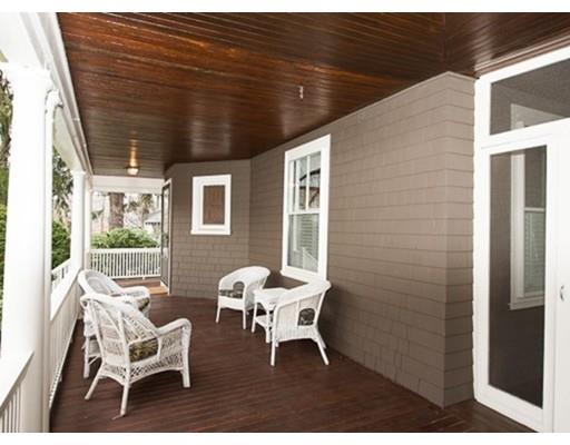 37 Pine St, Wellesley, MA 02481 photo 4