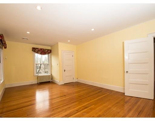 37 Pine St, Wellesley, MA 02481 photo 17