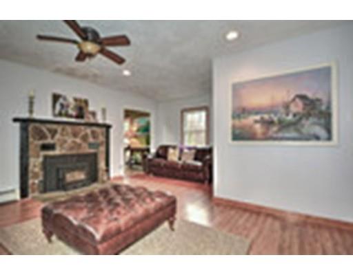 164 Parker St, Maynard, MA 01754 photo 4