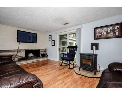 45 Barry Rd, Worcester, MA 01609 photo 11