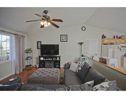 63 Beaumont Ave, Chicopee, MA 01013 photo 5