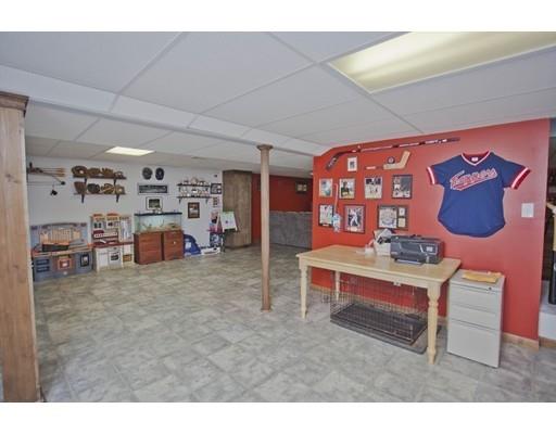 63 Beaumont Ave, Chicopee, MA 01013 photo 13