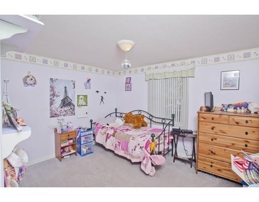 63 Beaumont Ave, Chicopee, MA 01013 photo 11