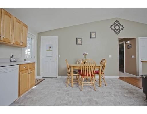 63 Beaumont Ave, Chicopee, MA 01013 photo 3