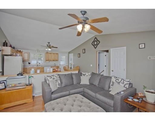 63 Beaumont Ave, Chicopee, MA 01013 photo 6