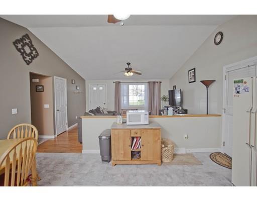 63 Beaumont Ave, Chicopee, MA 01013 photo 4