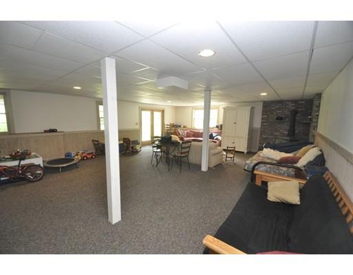 194 Centre St, Danvers, MA 01923 photo 22