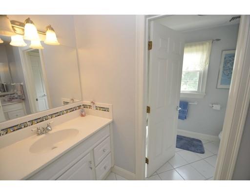 194 Centre St, Danvers, MA 01923 photo 14