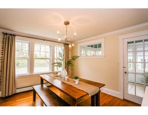 30 Pilgrim Rd, Marblehead, MA 01945 photo 3