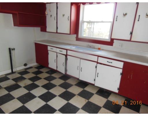 77 Pleasant, Ware, MA 01082 photo 10