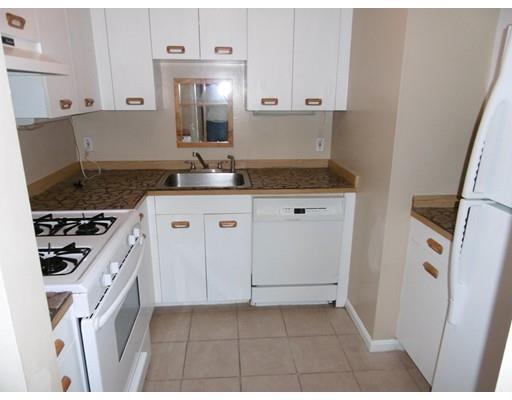 49 Lantern Ln #6, Dracut, MA 01826 photo 4
