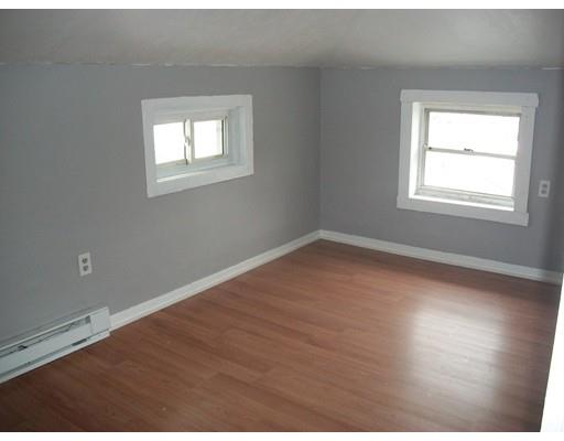 320 3rd St, Fall River, MA 02721 photo 4