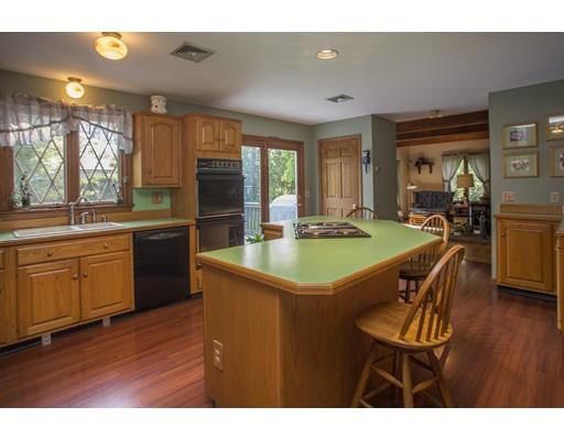 747 Middle Rd, Acushnet, MA 02743 photo 6