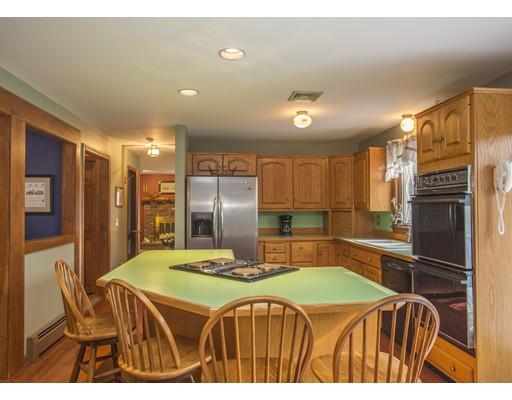 747 Middle Rd, Acushnet, MA 02743 photo 5