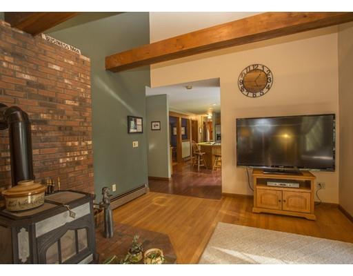 747 Middle Rd, Acushnet, MA 02743 photo 11
