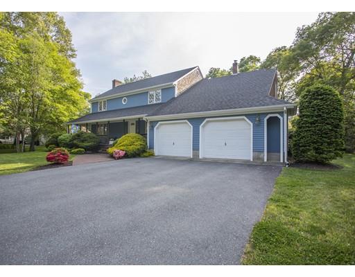 747 Middle Rd, Acushnet, MA 02743 photo 2