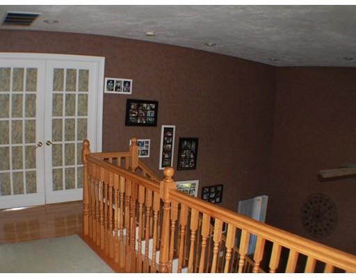2 Arnold Pl, Norton, MA 02766 photo 16
