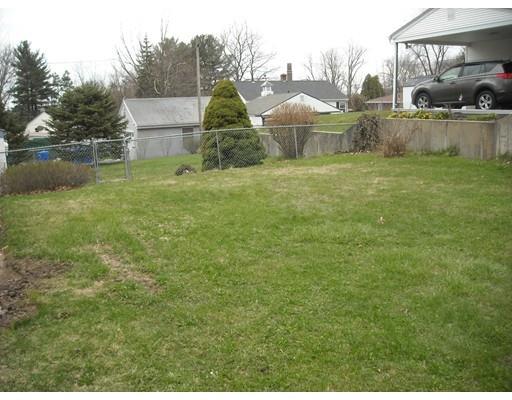 174 Chapin Ter, Springfield, MA 01104 photo 5