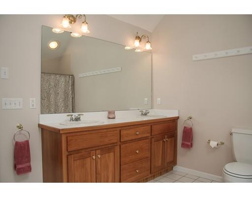 9 Maynard Rd, Berlin, MA 01503 photo 20