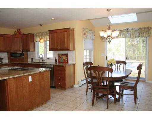 9 Maynard Rd, Berlin, MA 01503 photo 5