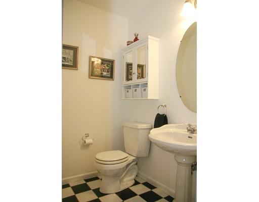 9 Maynard Rd, Berlin, MA 01503 photo 25