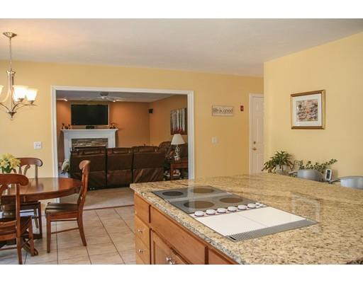 9 Maynard Rd, Berlin, MA 01503 photo 7