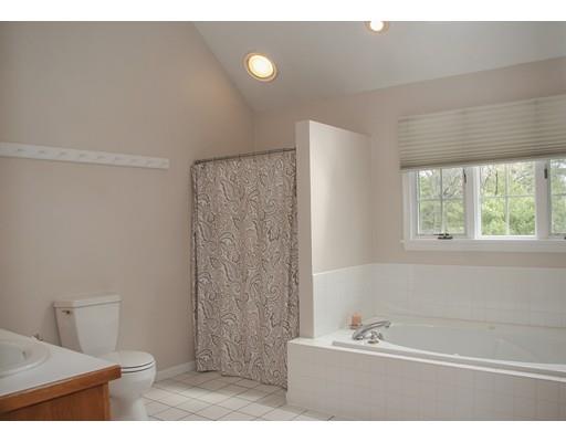 9 Maynard Rd, Berlin, MA 01503 photo 19