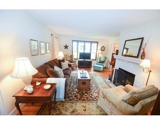 84 Winthrop Ave, Reading, MA 01867 photo 3