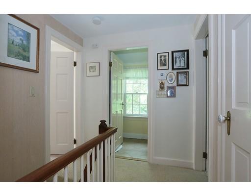 61 Hackensack Rd, Chestnut Hill, MA 02467 photo 10