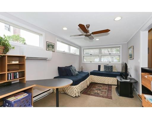 61 Hackensack Rd, Chestnut Hill, MA 02467 photo 8