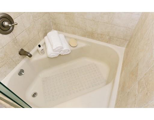 61 Hackensack Rd, Chestnut Hill, MA 02467 photo 15