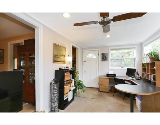 61 Hackensack Rd, Chestnut Hill, MA 02467 photo 9
