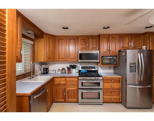 40 Cushing Rd, Milton, MA 02186 photo 8