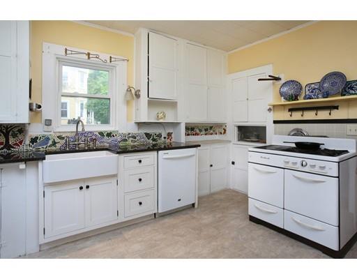 62 Thomas St, Dedham, MA 02026 photo 2
