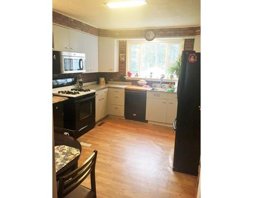 69 Ely Ave, West Springfield, MA 01089 photo 3