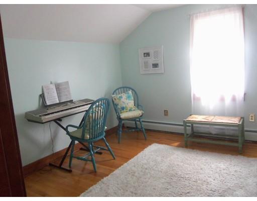 403 Burncoat St, Worcester, MA 01606 photo 11